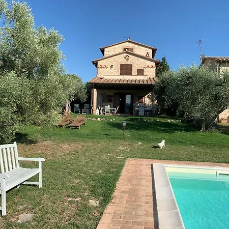 Casale In Pietra Con Piscina *